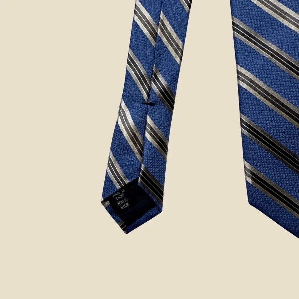 Michael Kors Mens Blue Silver Striped 100% Silk Necktie Classic Designer Tie